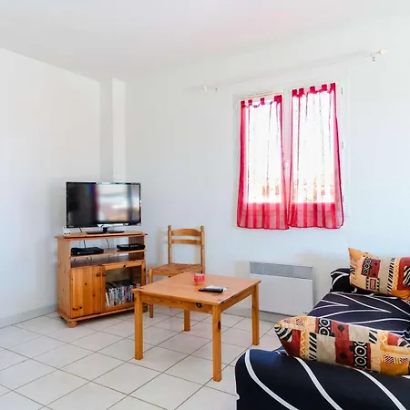Climatisée Avec Terrasse, Cuisine D’été Et Wifi – Proche à - Fr-1-409-261 Narbonne