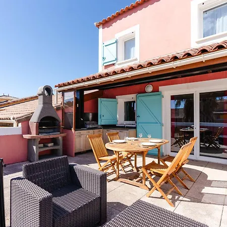 Climatisée Avec Terrasse, Cuisine D’été Et Wifi – Proche à - Fr-1-409-261